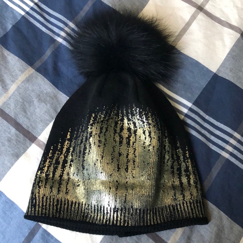 Pom Pom Hat